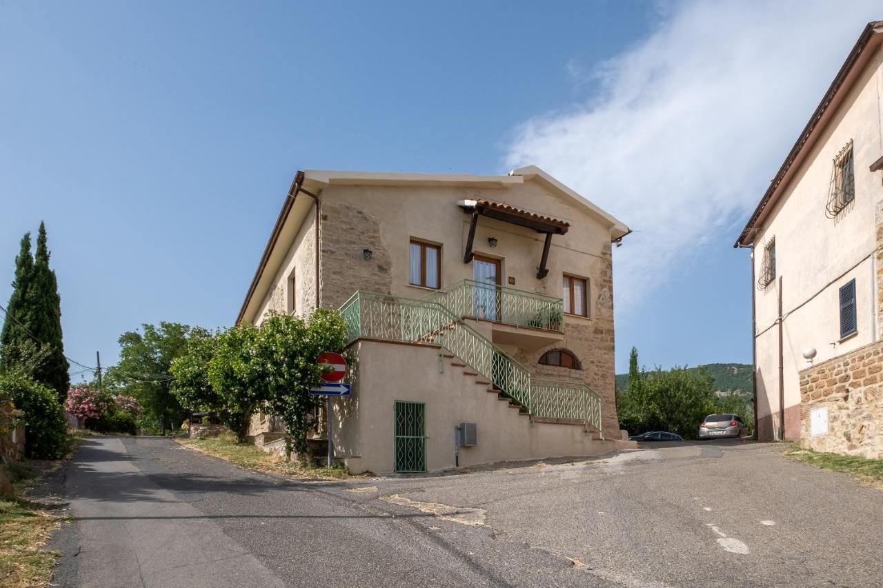 La Sosta Del Pellegrino Apartment Sorano  Bagian luar foto